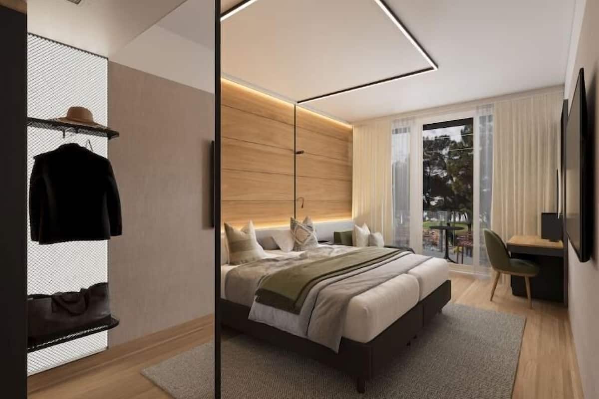 Minibar, coffres-forts dans les chambres, bureau, Wi-Fi gratuit