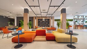 2 bars/lounges, beach bar