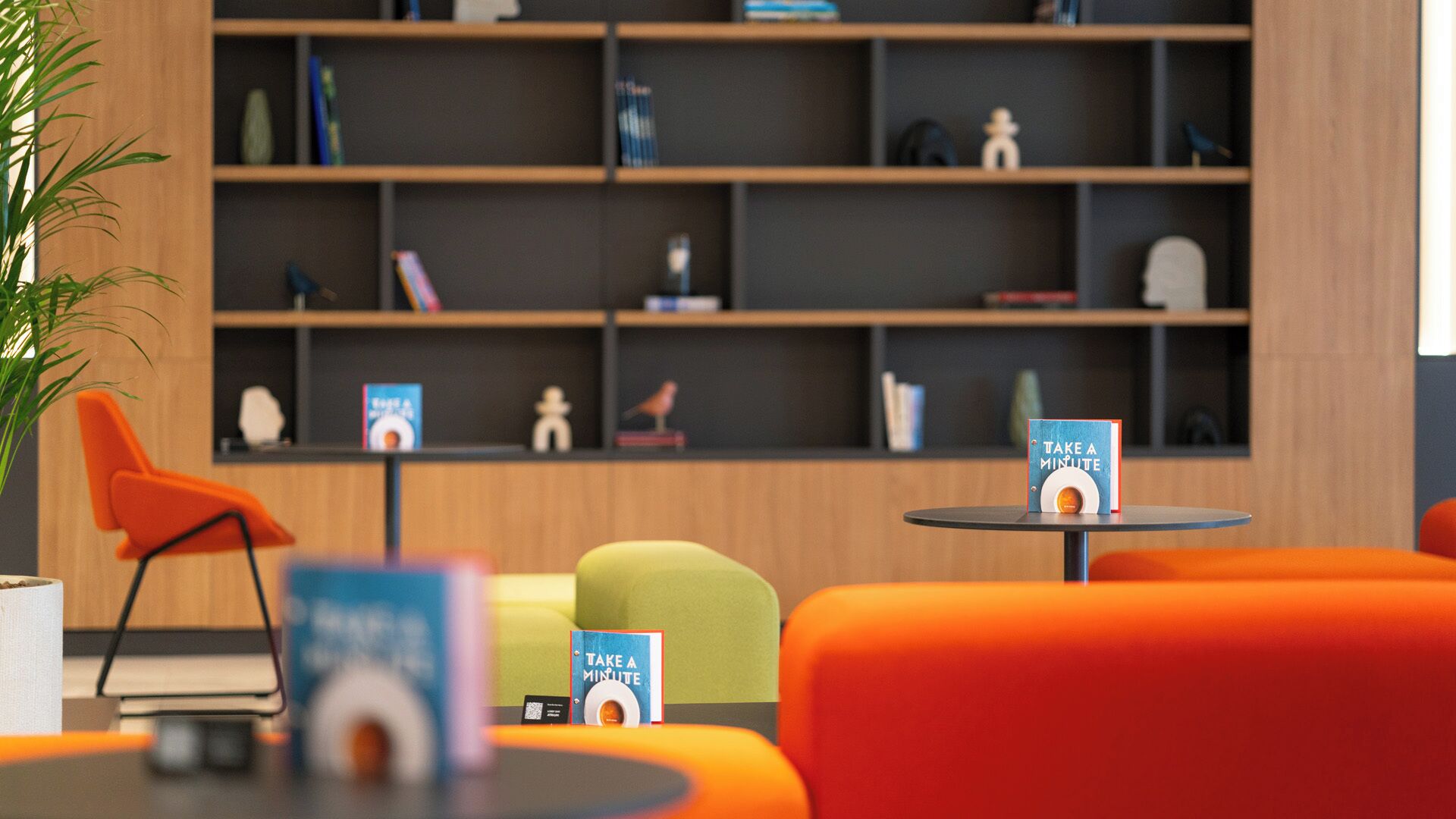 2 bars/lounges, beach bar