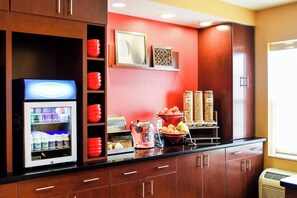 Desayuno continental incluido todos los días 