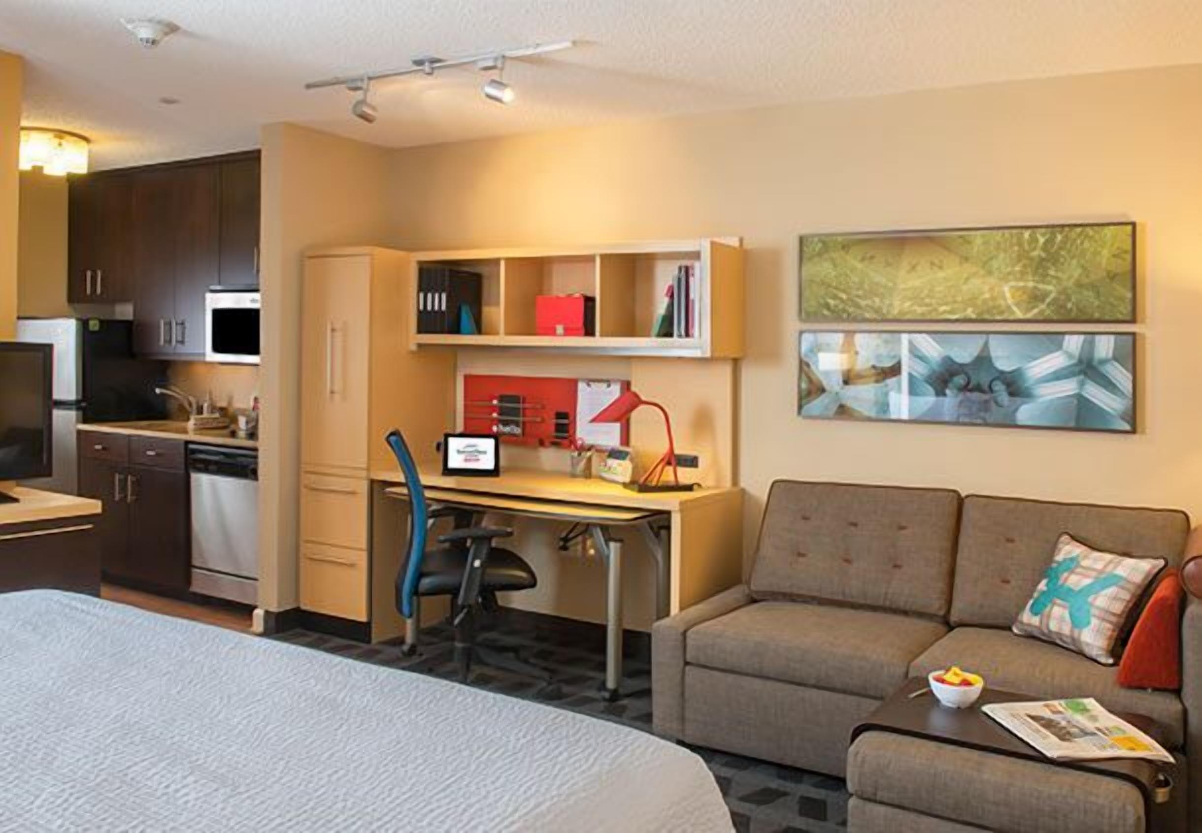 1 bedroom, desk, soundproofing, iron/ironing board