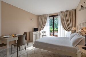 开间, 花园景观 | 婴儿床、免费 WiFi、床单、轮椅无障碍