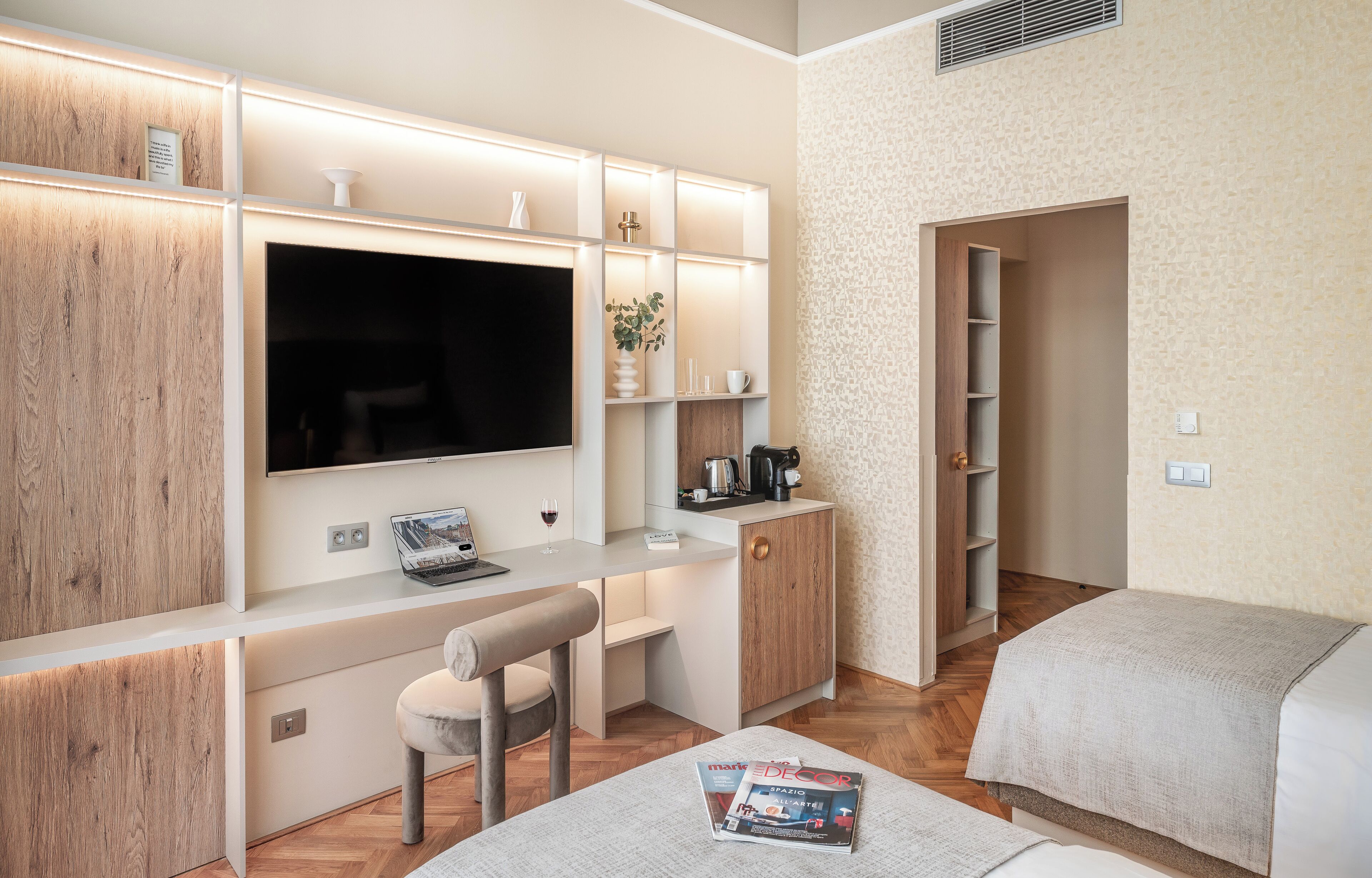 Photo - Maestro by Adrez