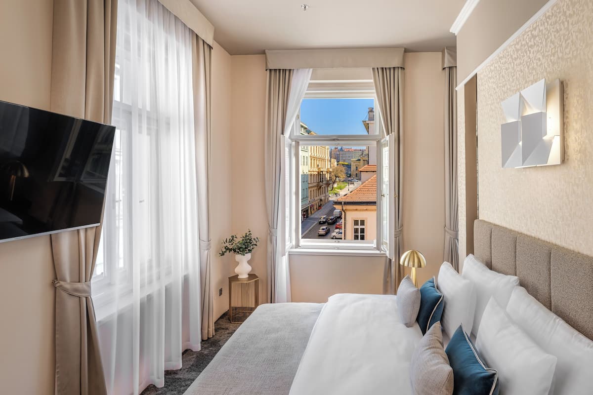 Superior-Zimmer | Schreibtisch, kostenloses WLAN, Bettwäsche