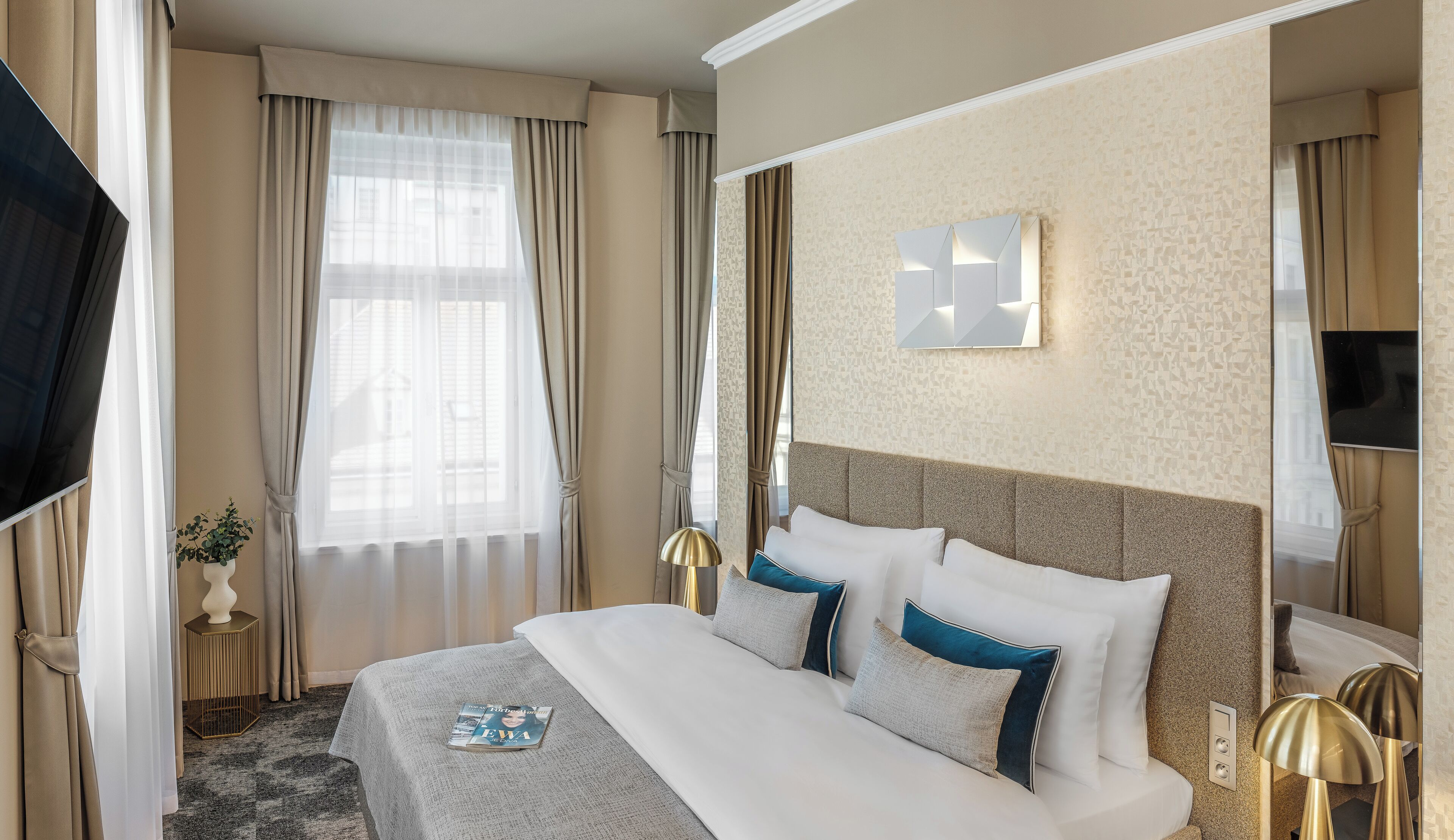 Photo - Maestro by Adrez