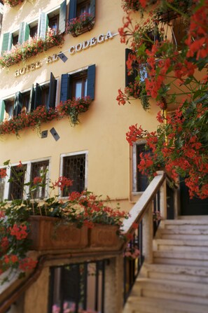 Property entrance - Hotel Al Codega (Venice)