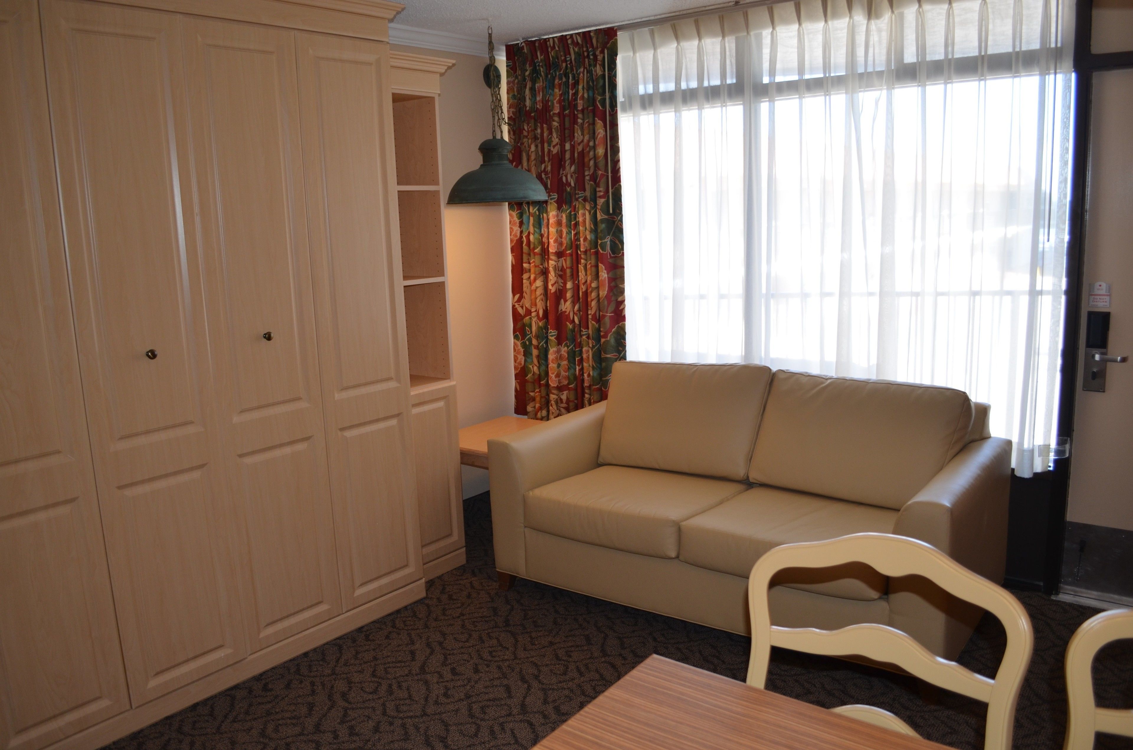 one-bedroom double suite with partial view - non-smoking | view from room