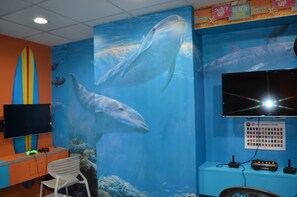 Game room - Sun Viking Lodge (Daytona Beach Shores)