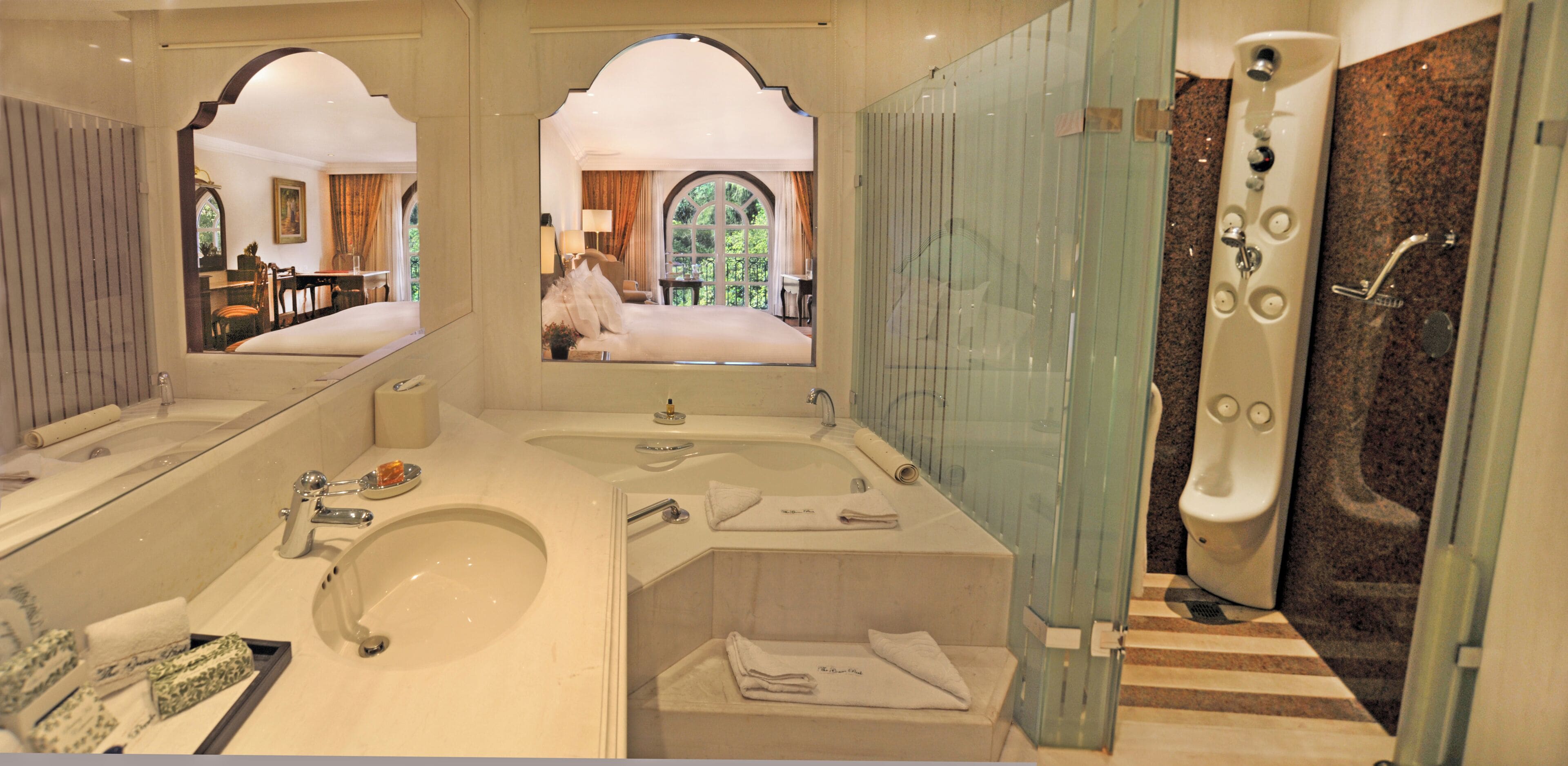 Photo - The Green Park Luxury Boutique Hotel and Grand Suites - Chapultepec Parkfront