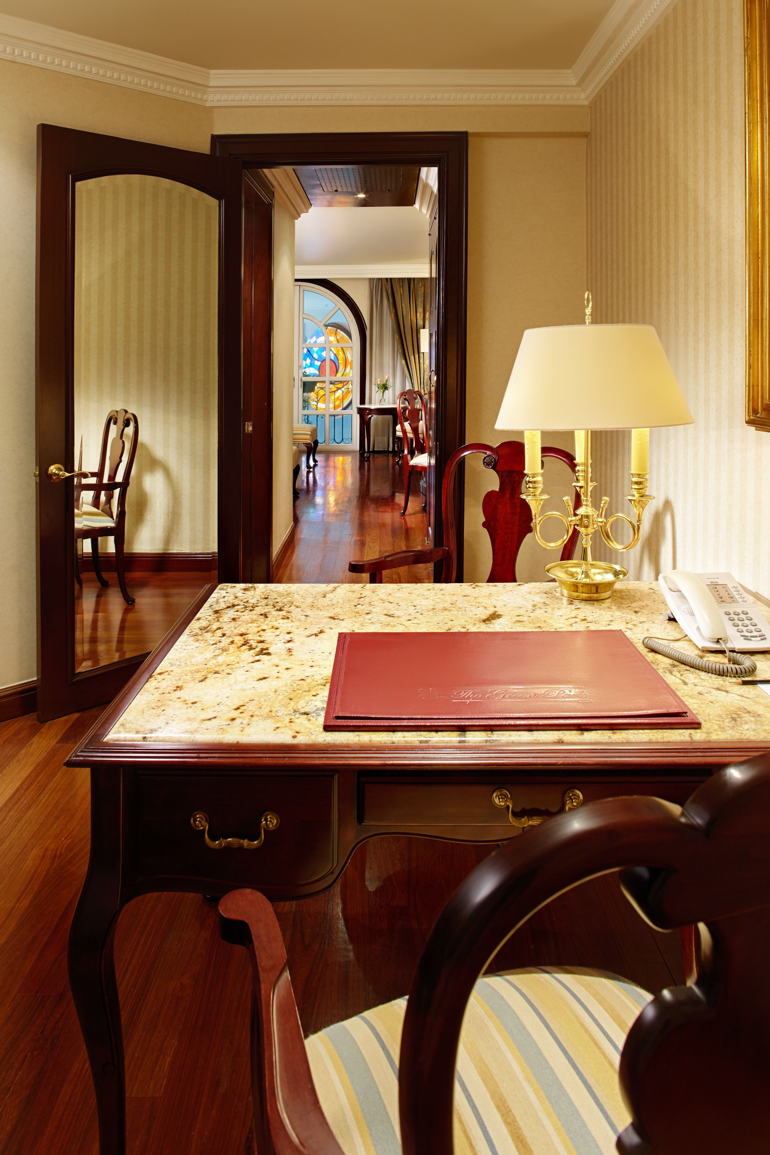 Photo - The Green Park Luxury Boutique Hotel and Grand Suites - Chapultepec Parkfront