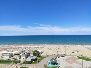 On the beach - Hotel Baltic (Riccione)