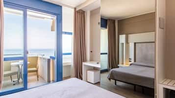 Deluxe Double Room | In-room safe, desk, laptop workspace, free WiFi