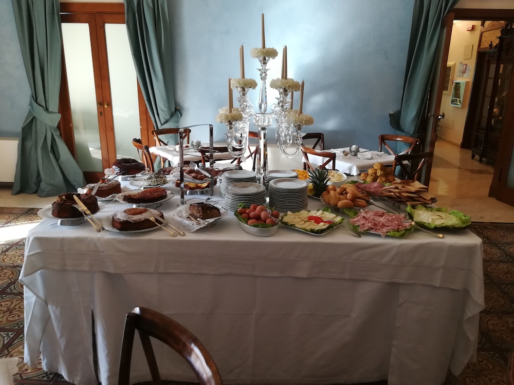 Hotel Carmine by null