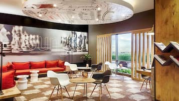 Breakfast, lunch, dinner served; garden views