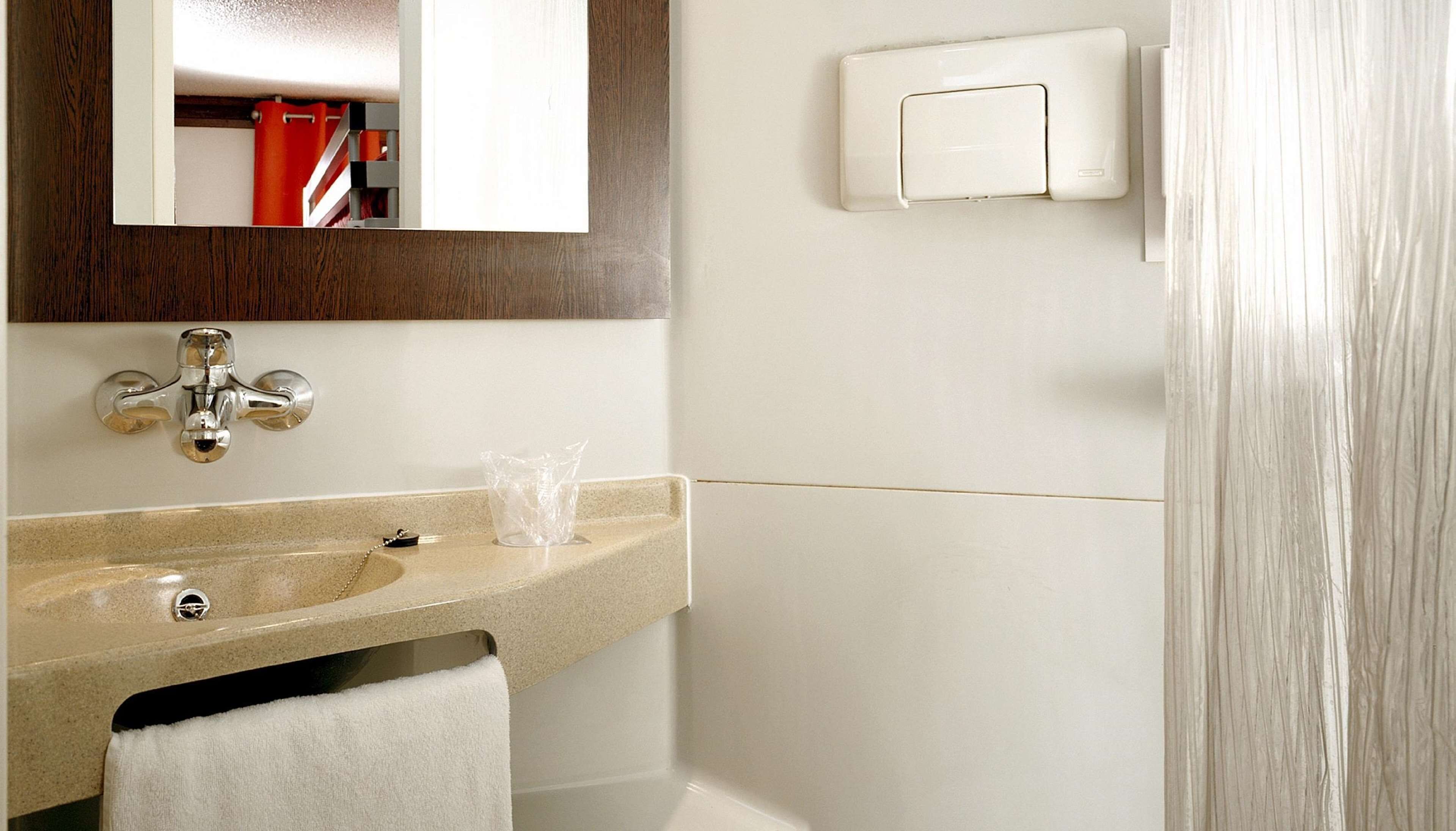 Photo - Première Classe Epinay Sur Orge Savigny Sur Orge