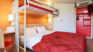 Desk, laptop workspace, blackout curtains, free rollaway beds