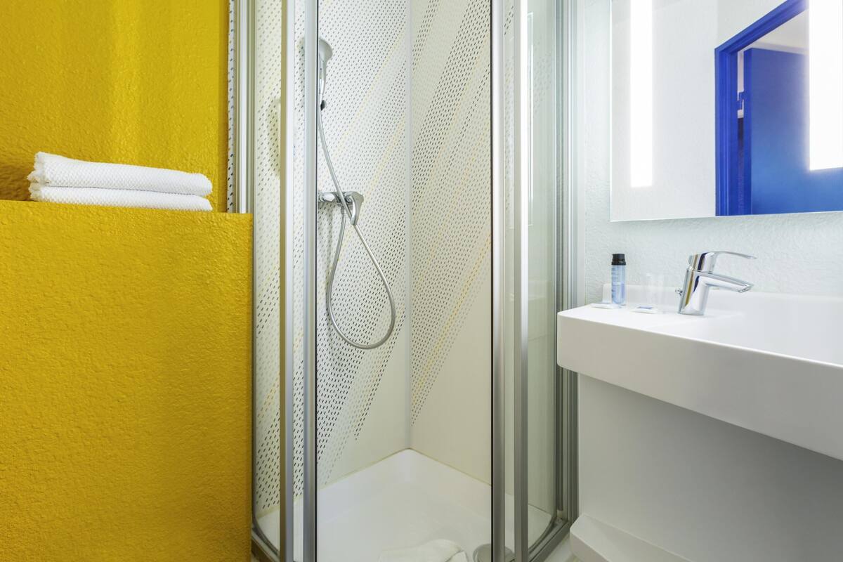 Standard Room, Multiple Beds