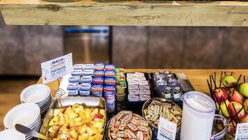 Dagelijks ontbijtbuffet (toeslag)