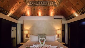 In-room safe, individually decorated, blackout drapes, soundproofing