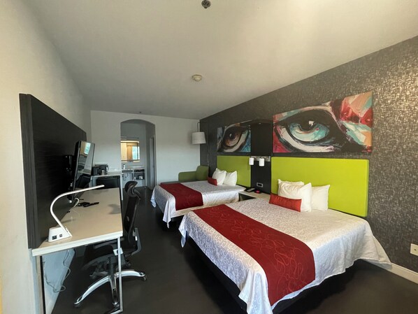 客房, 2 张大床, 无烟房 | 办公桌、免费 WiFi、床单