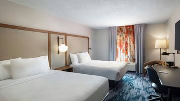 Literie de qualité supérieure, surmatelas, bureau