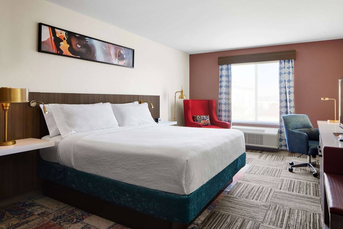 In-room safe, desk, iron/ironing board, free cribs/infant beds