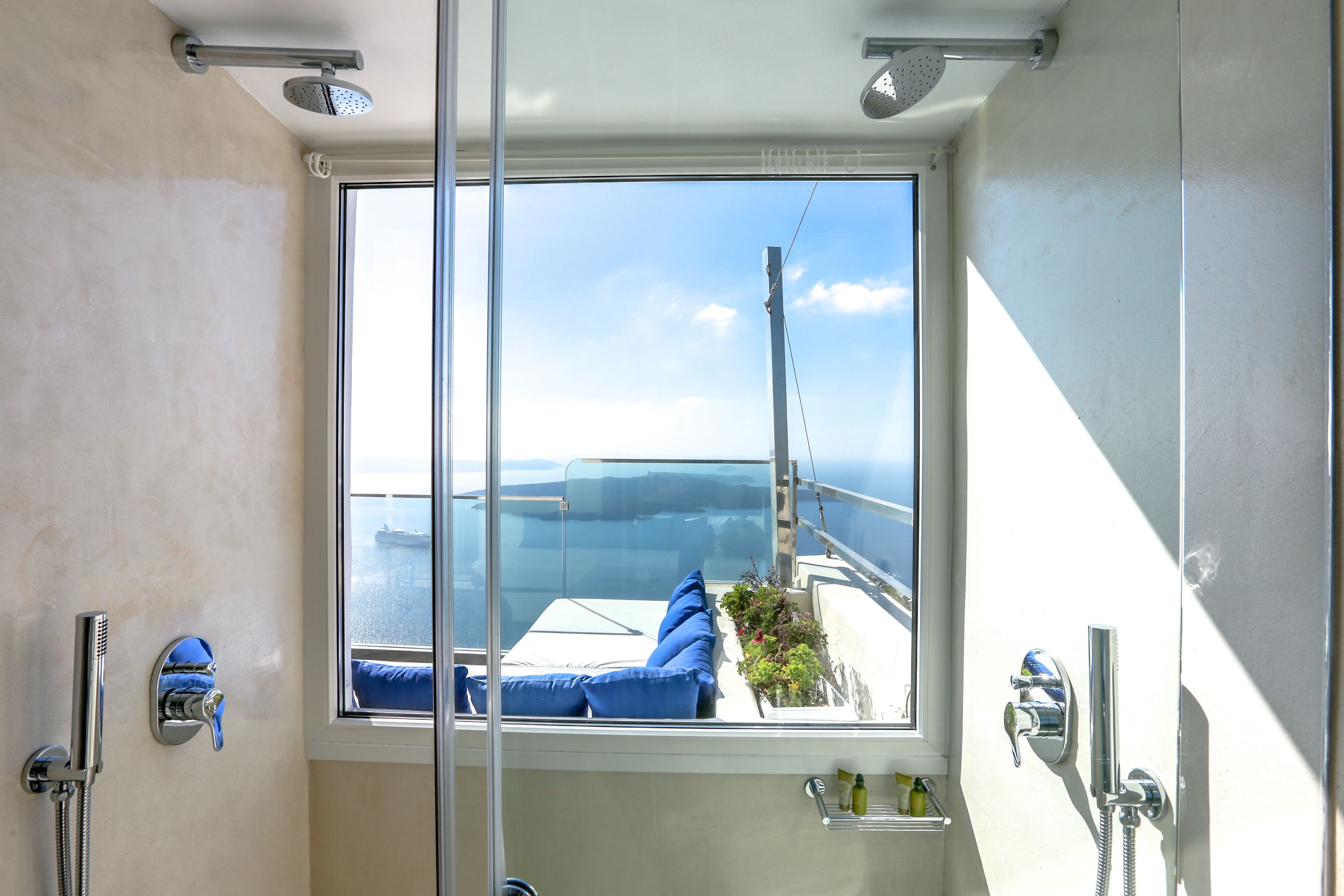 superior suite, terrace, ocean view | bathroom shower