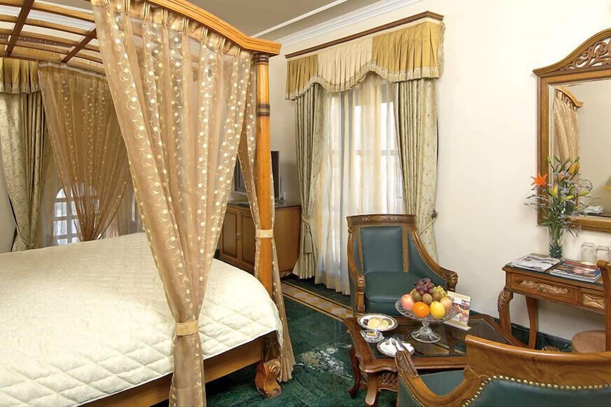 Ropa de cama de alta calidad y minibar
