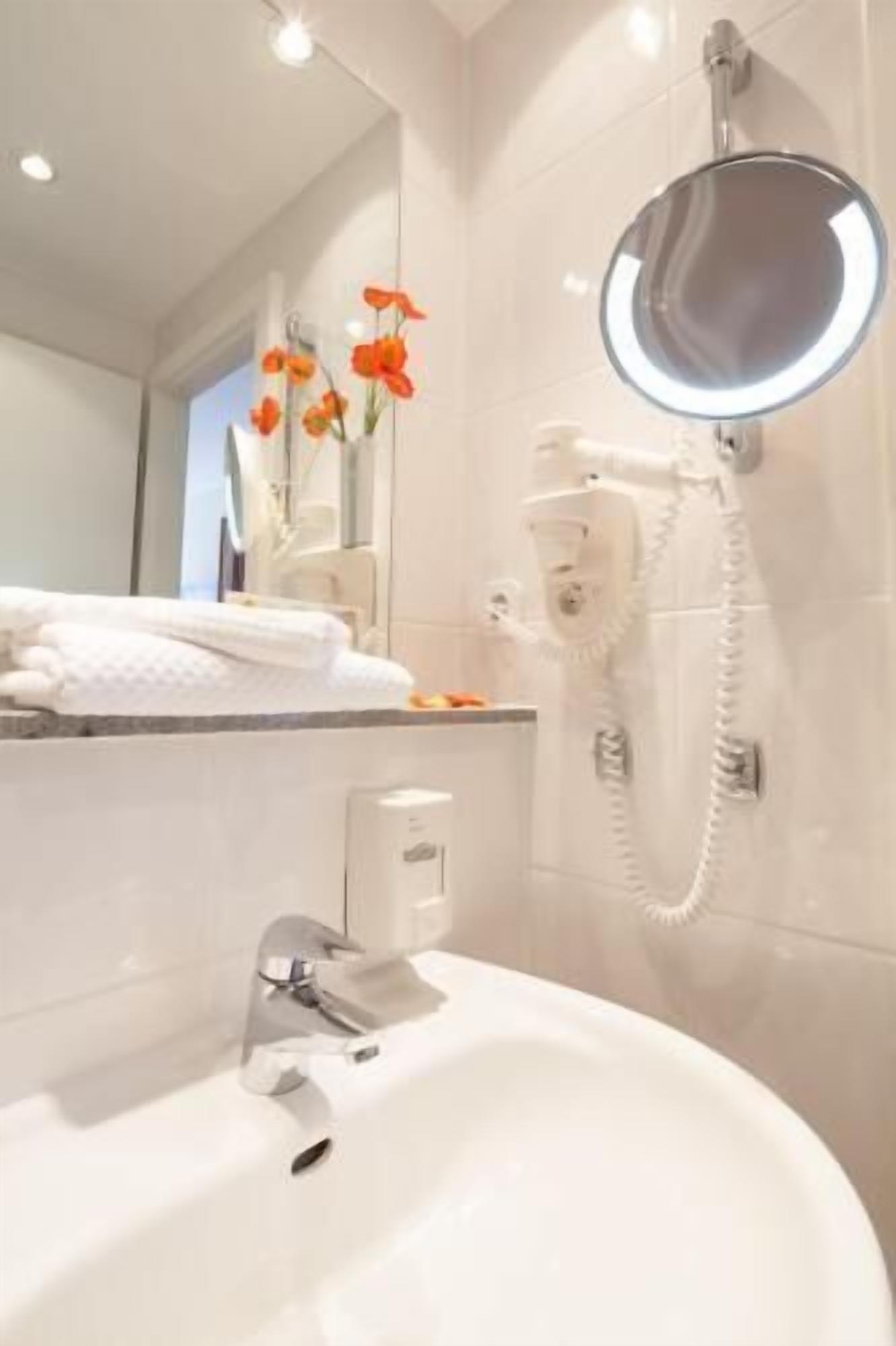 Bathroom | Hair dryer, towels