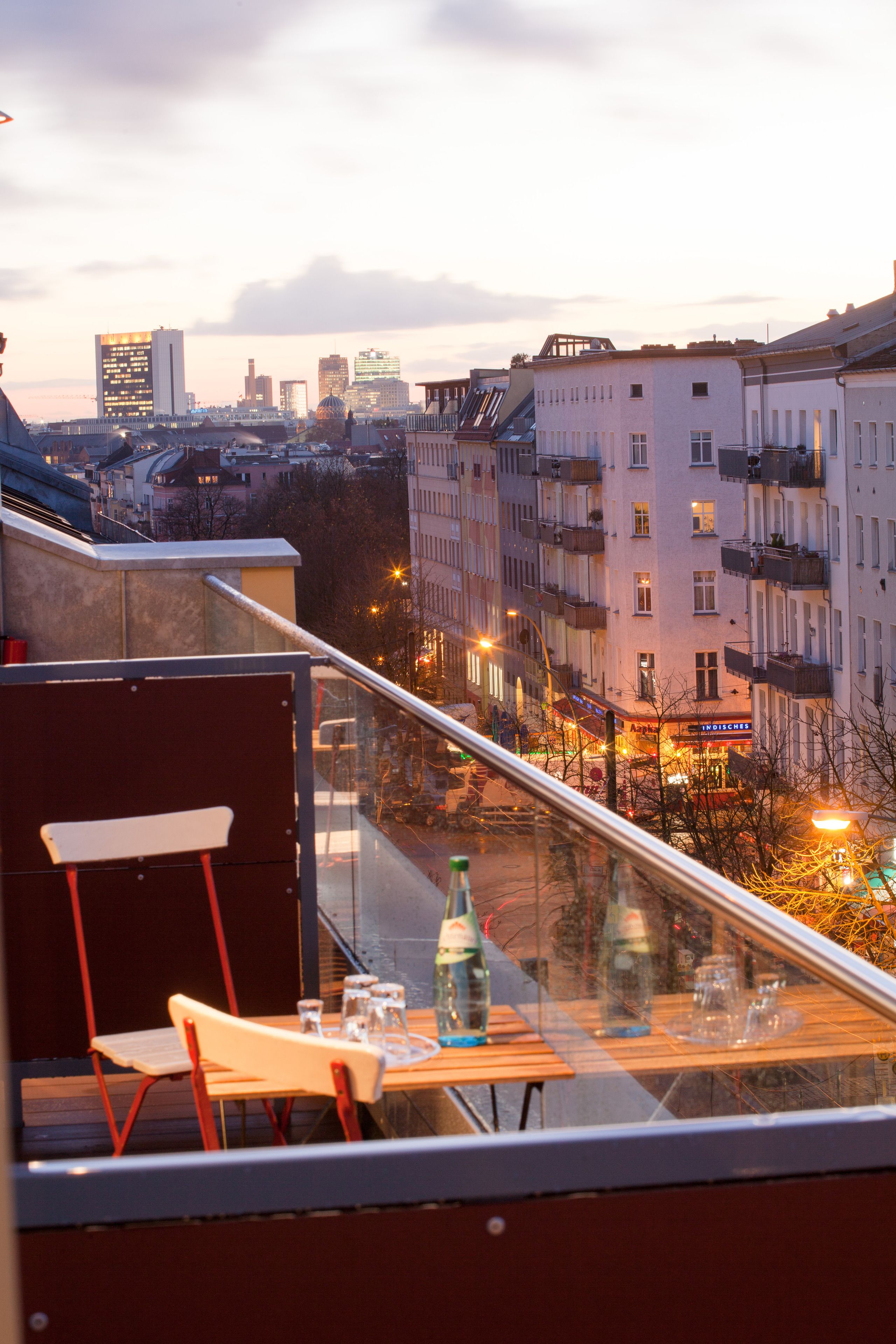 comfort suite | balcony