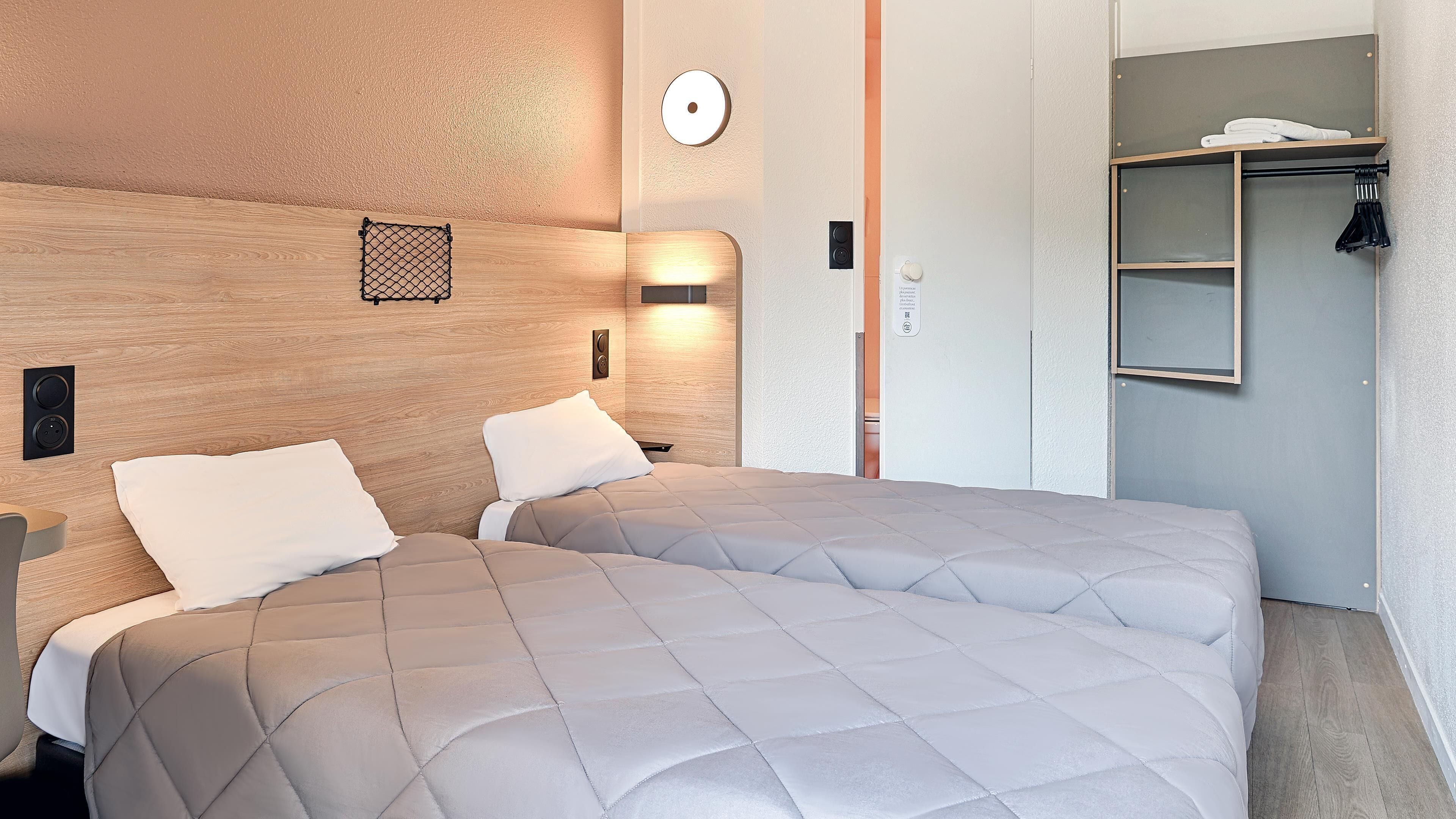 Standard Room, 2 Single Beds
