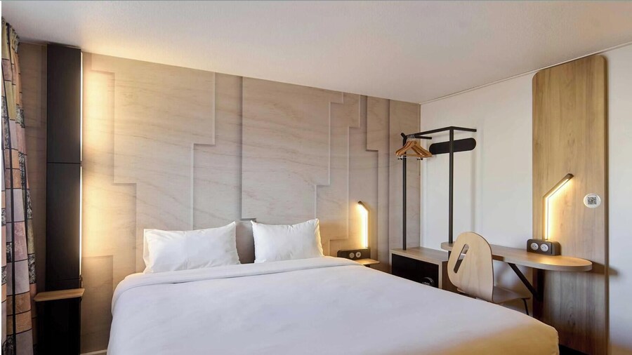 B&B HOTEL Saint-Witz Roissy