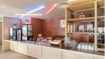 Daily buffet breakfast for a fee