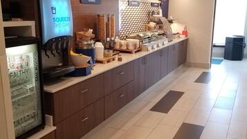 Esmorzar diari continental gratuït