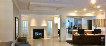 Holiday Inn Express & Suites Bethlehem Arpt-Allentown Area