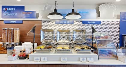 Holiday Inn Express & Suites Bethlehem Arpt-Allentown Area
