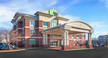 Holiday Inn Express Hotel & Suites Hillview by IHG