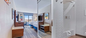 Hampton Inn & Suites Greeley