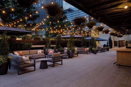 2 restaurants; breakfast, lunch, dinner and brunch served . Colcord Hotel Oklahoma City, Curio Collection by Hilton