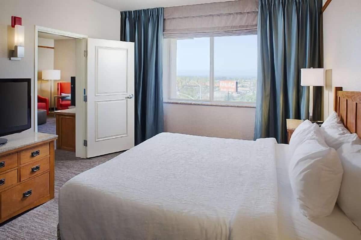 In-room safe, desk, free cots/infant beds, free WiFi