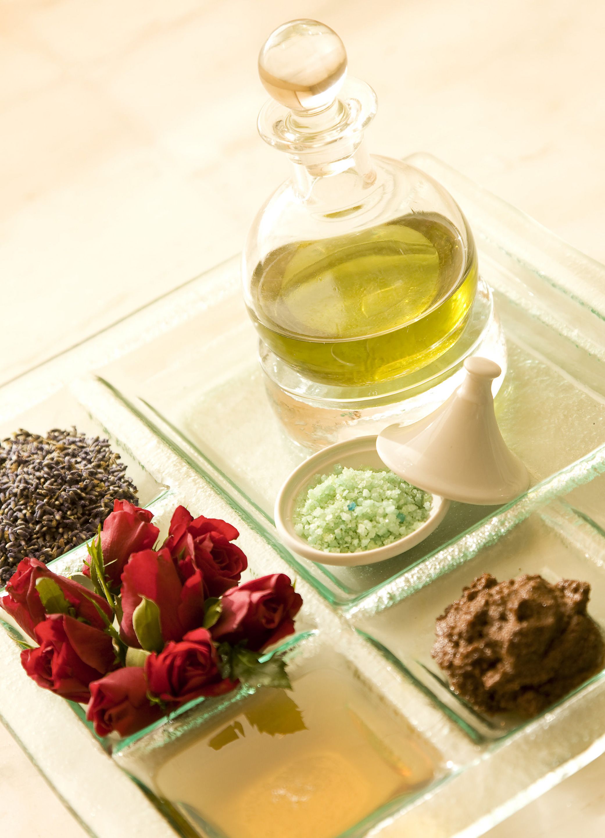 Couples treatment room(s), deep-tissue massages, massages