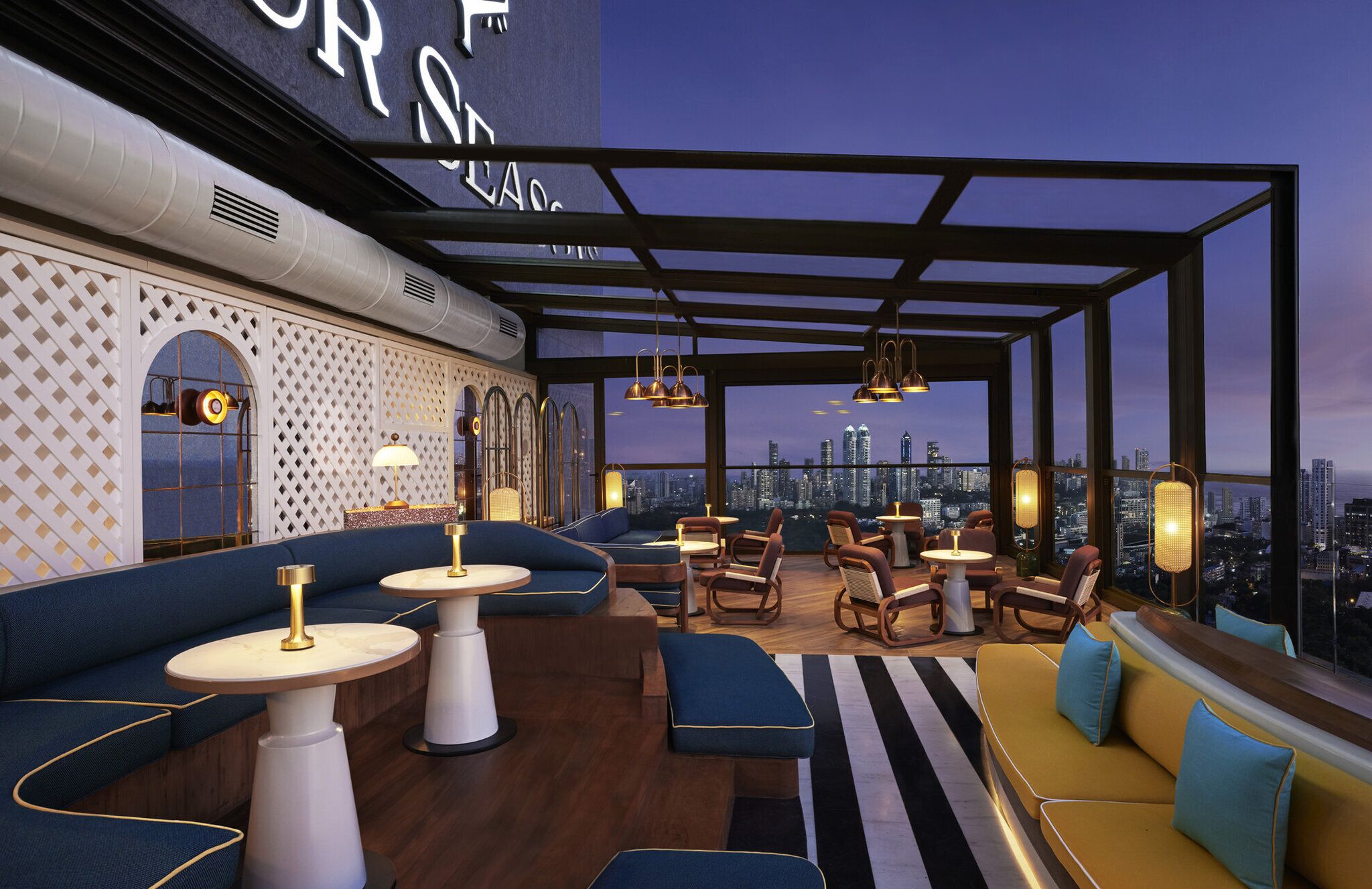 Photo - Four Seasons Hotel Mumbai