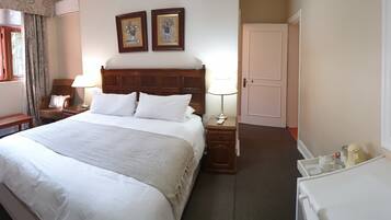 1 bedroom, premium bedding, Tempur-Pedic beds, in-room safe