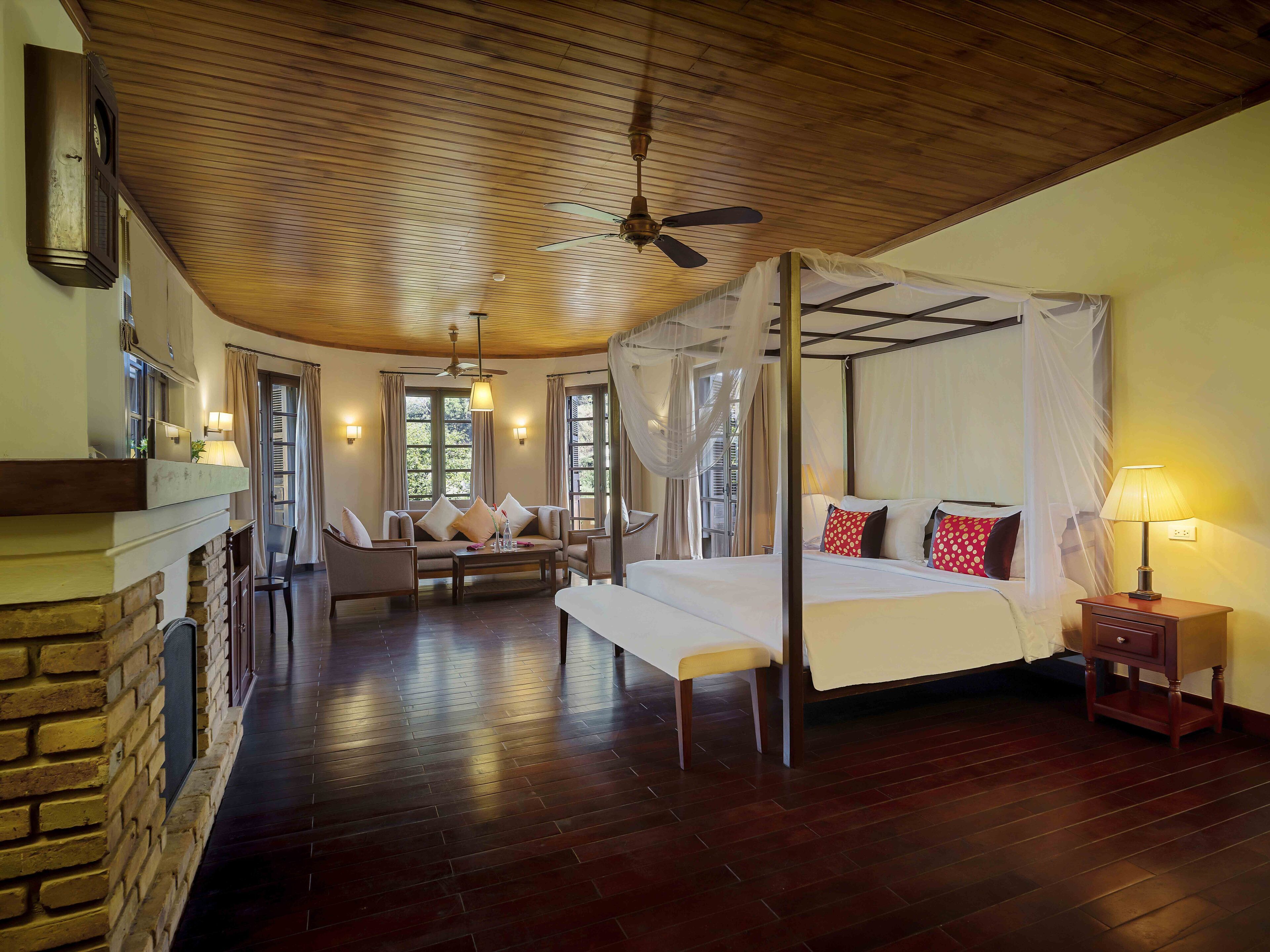 Villa Suite | 1 bedroom, minibar, in-room safe, blackout curtains