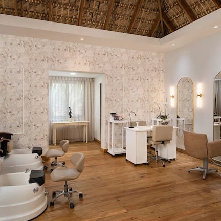 Hair salon
