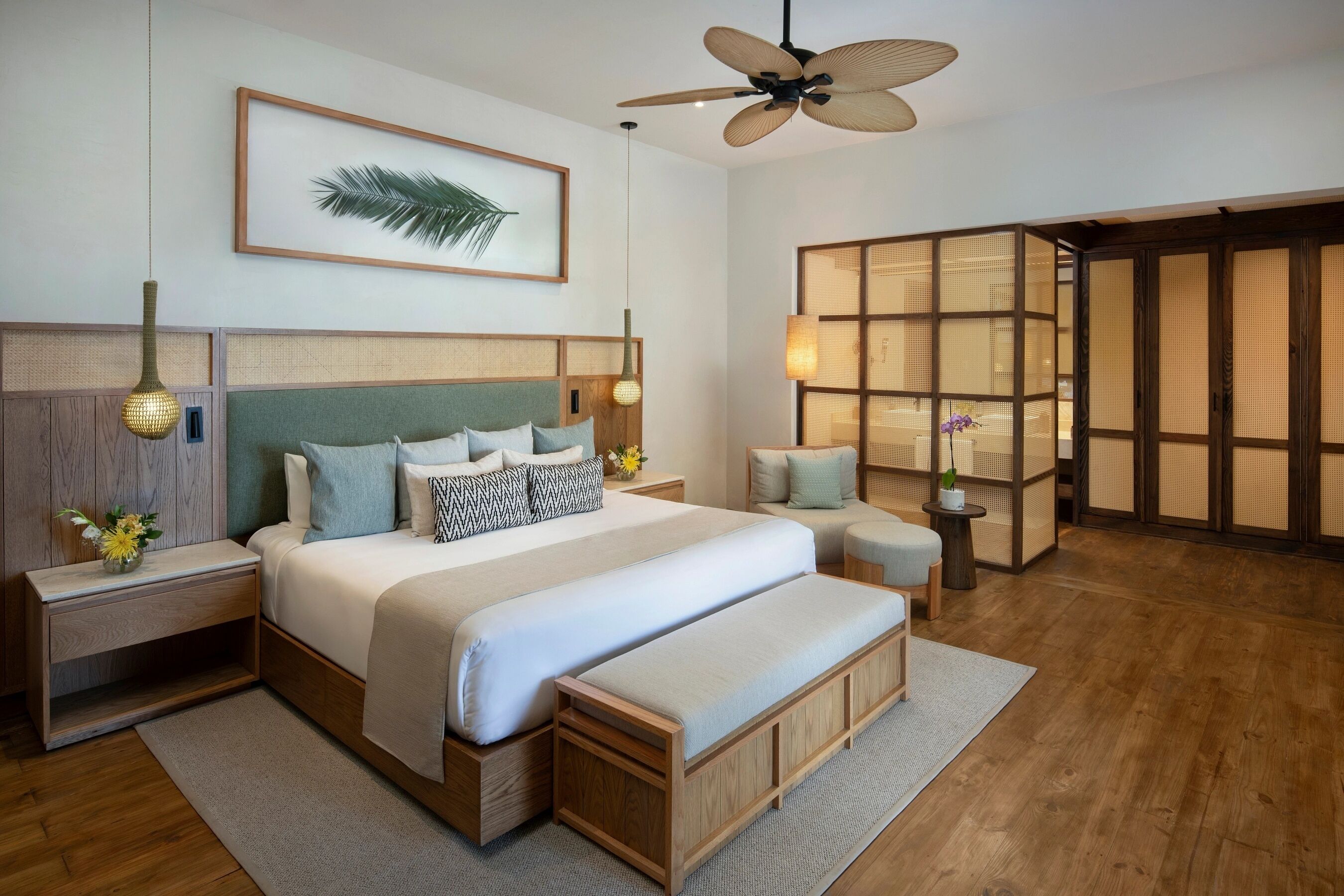 Ropa de cama de alta calidad y camas con pillow-top 