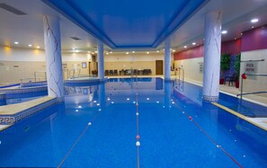 Indoor pool - Knightsbrook Hotel Spa & Golf Resort (Trim)