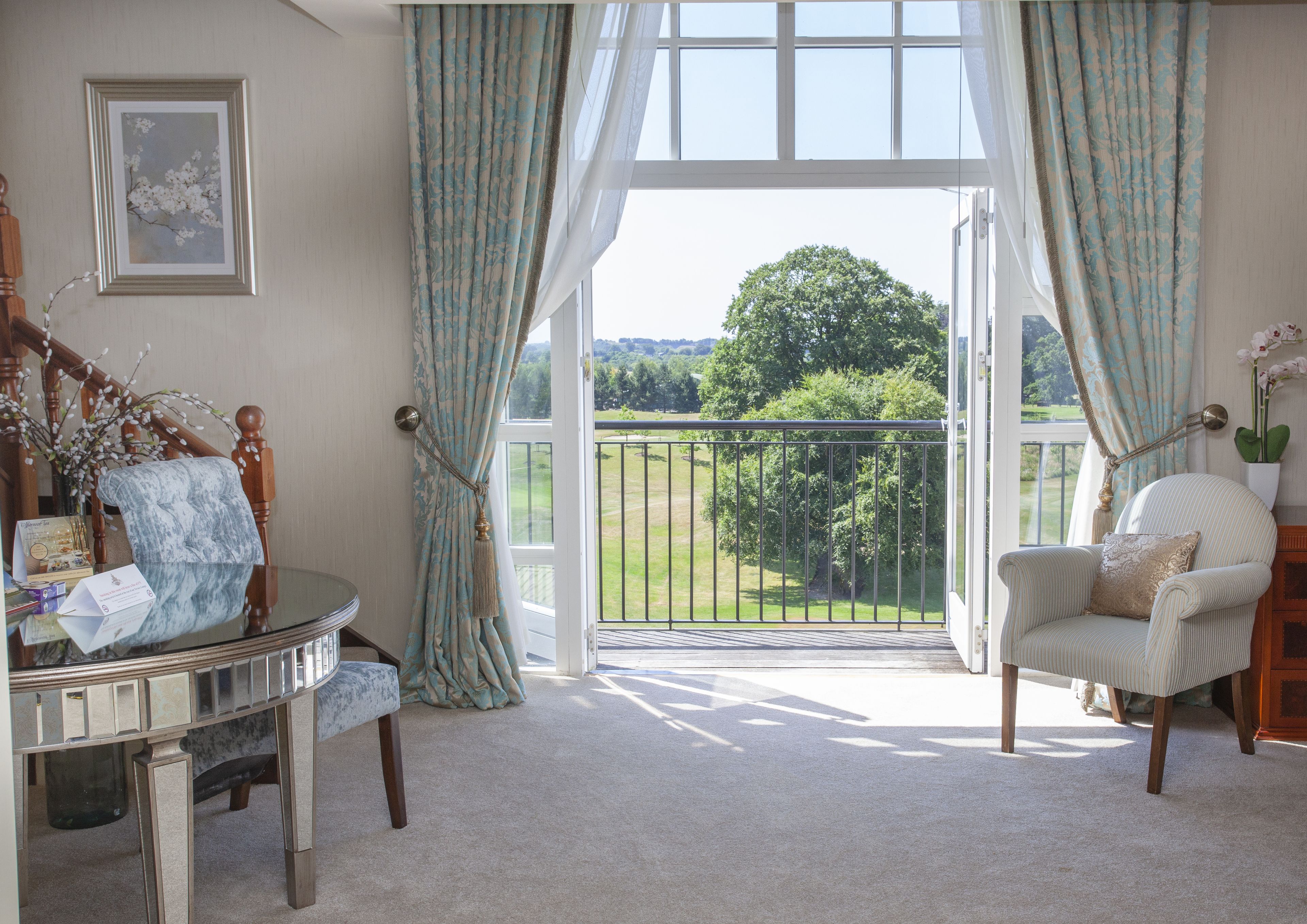 In-room safe, desk, iron/ironing board, free WiFi