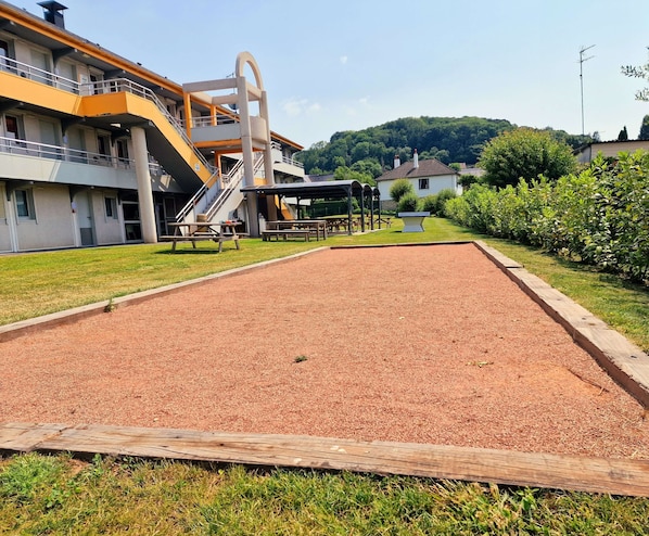 Property grounds - Premiere Classe Honfleur (Honfleur)