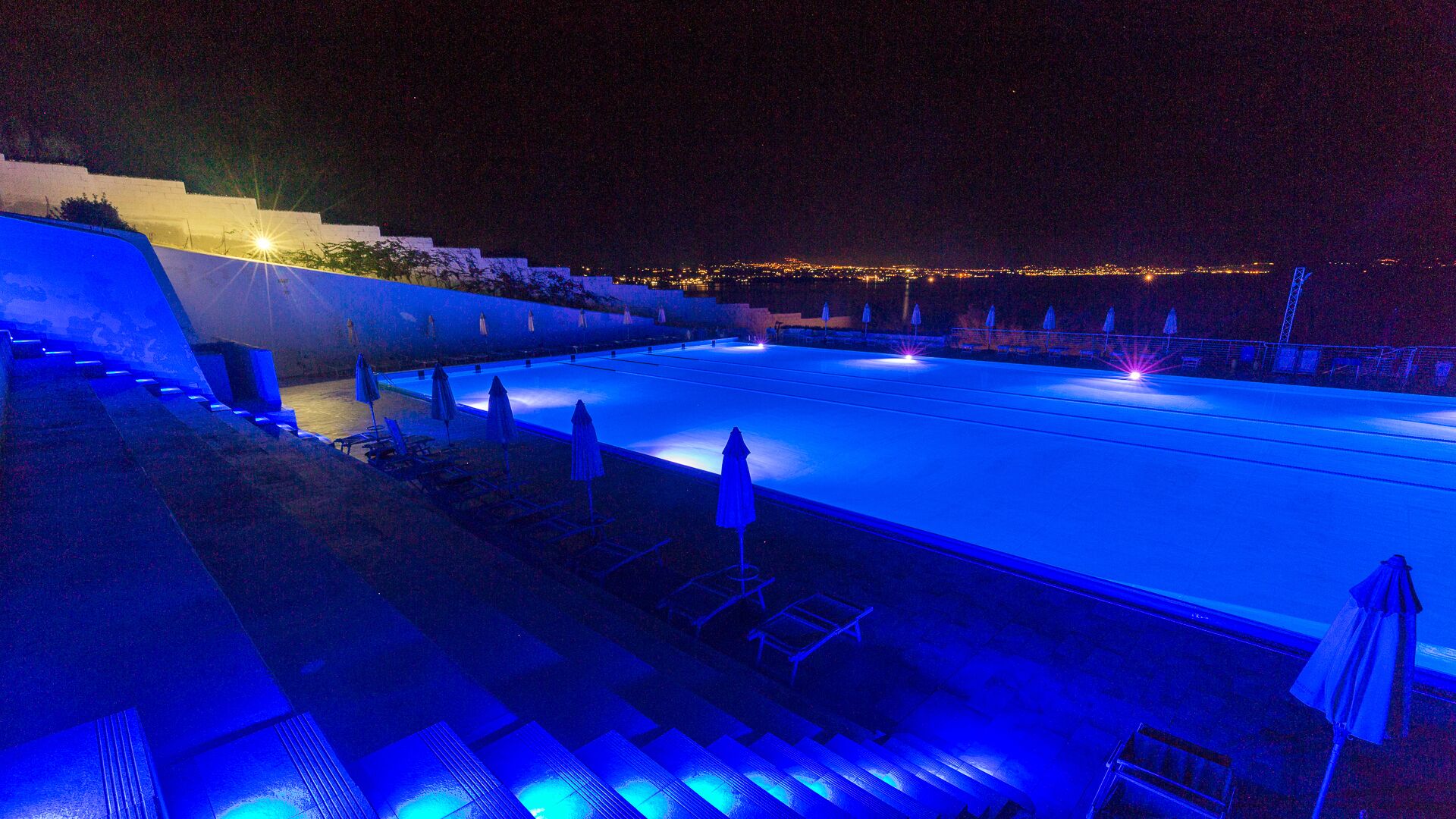 Piscine extérieure (ouverte en saison)